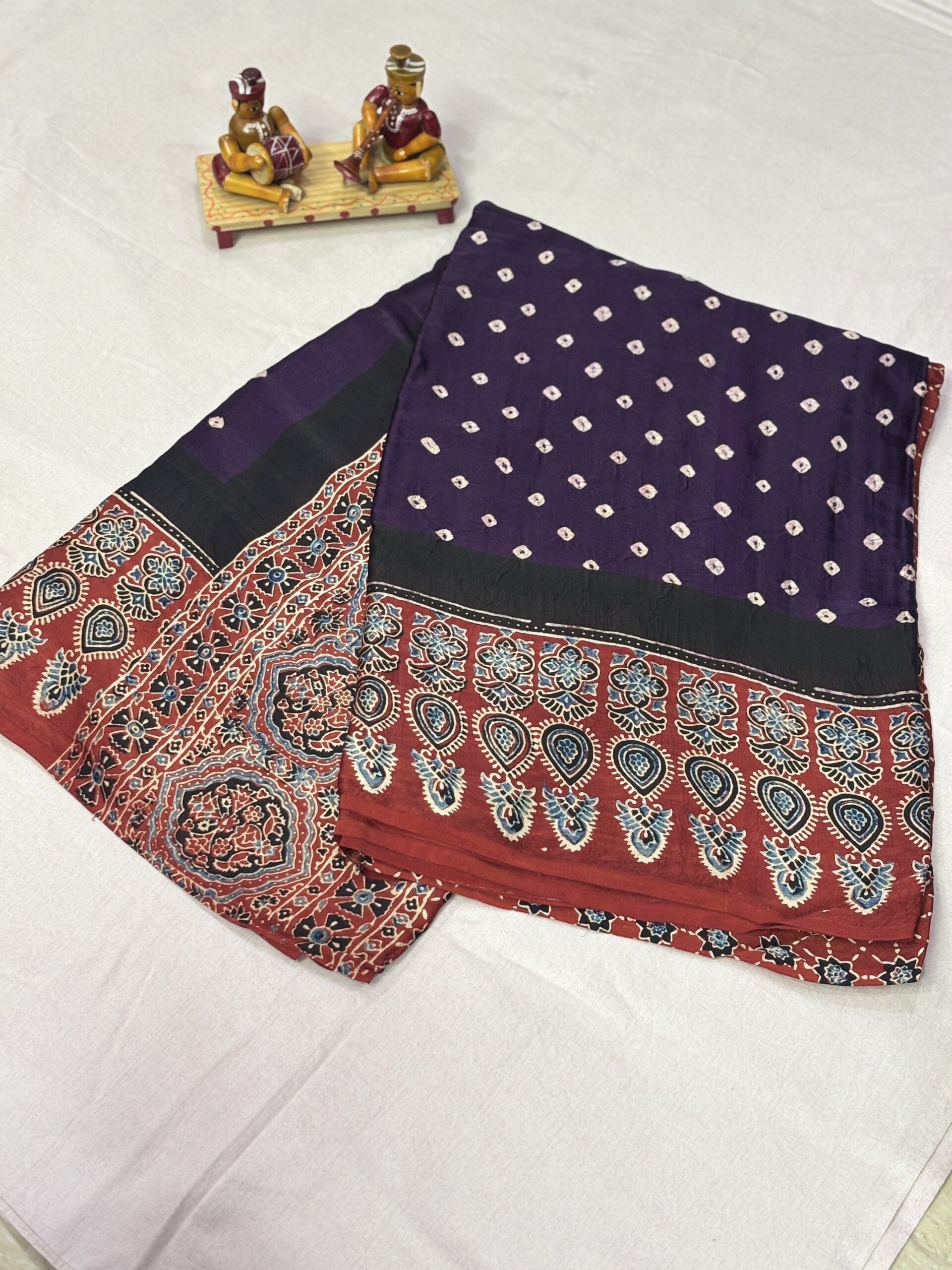 Bandhini azarak saree